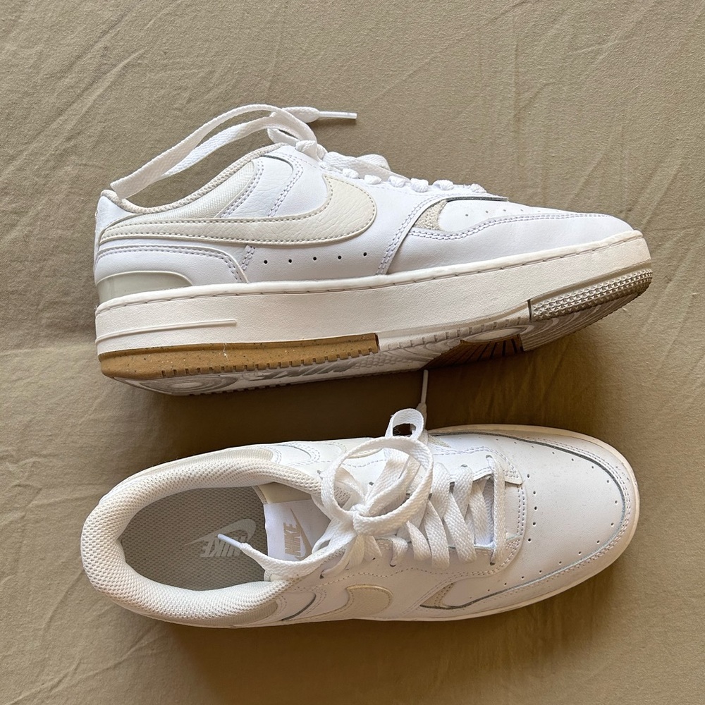 NEW NIKE COURTS